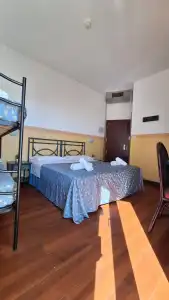 Regina - 18