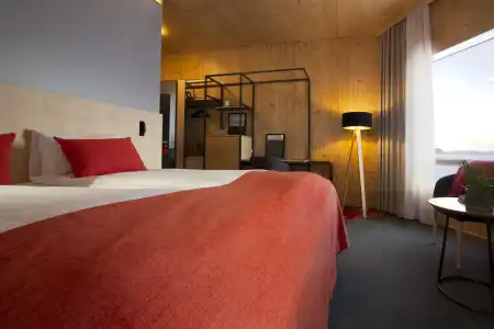 Landhotel - 1