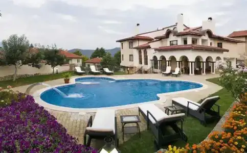 Boutique & Spa Heaven - 11