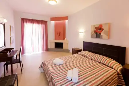 Aenaon Rooms - 49