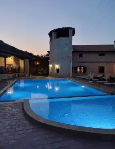 Diamond Suites - 24