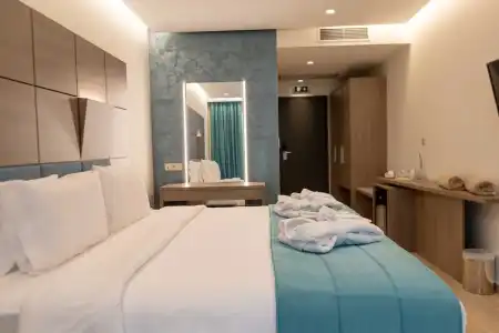 Mirror - 35