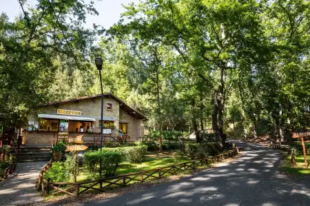 Hu Montescudaio Village - 14