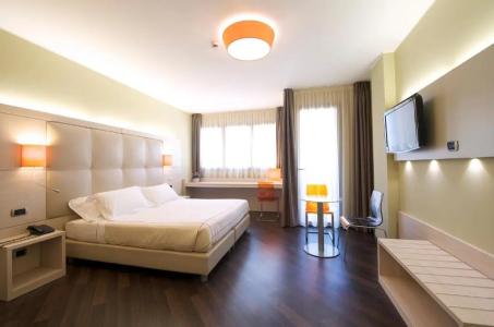 Acca Palace AAs - 45