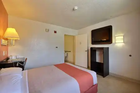 Motel 6 San Antonio, TX - West SeaWorld - 25
