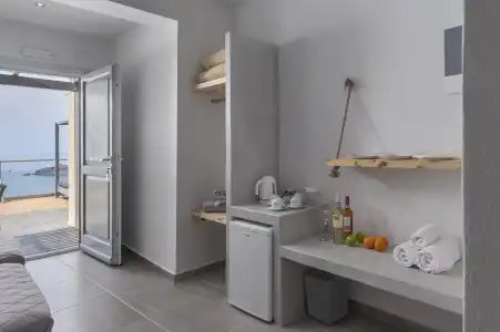 Gizis Cliffside Suites - 6