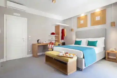 La Piazzetta Guest House - 76