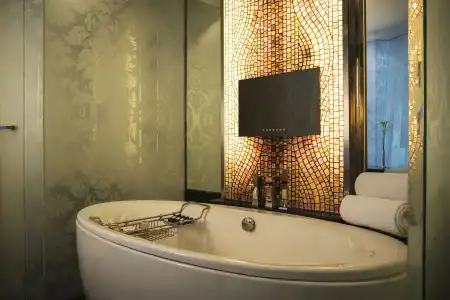 Sofitel Mumbai BKC - 8