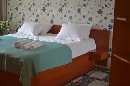 Home Sweet Home - 7