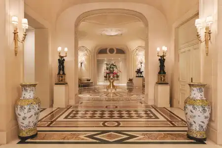 Shangri-La Paris - 24