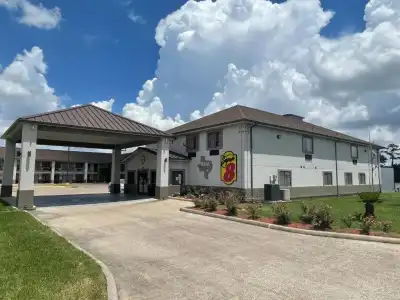 Super 8 By Wyndham Houston/Dtwn/I-610 - 13