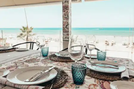 Ons Oceanfront - Adults Only - 11
