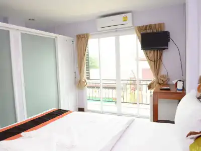 Baan Taklom Chomtalay - 4