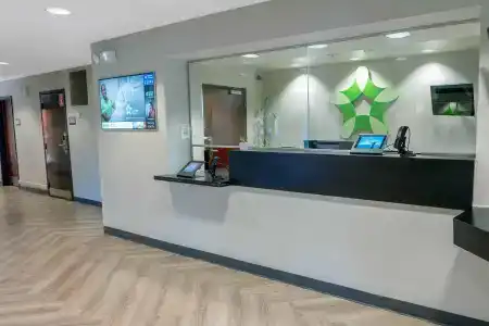 Suburban Extended Stay Daytona Beach - 1