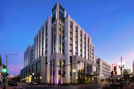 The Higgins New Orleans, Curio Collection by Hilton - 0