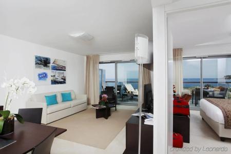 Royal Antibes - 4