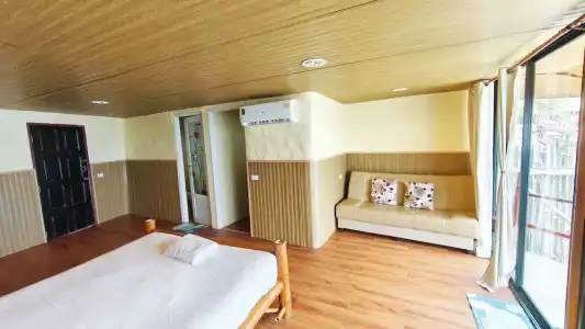 Paree Hut Resort Koh Sichang - 68