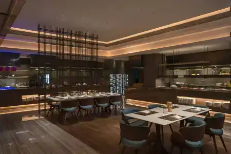 Renaissance Shenzhen Luohu - 34