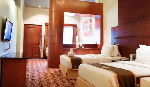 Savoy Homann - 39
