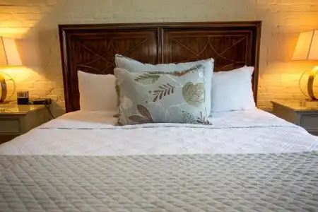 Olde Harbour Inn, Historic Inns of Savannah. - 115