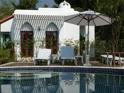 Baan Montra Beach Resort - 29