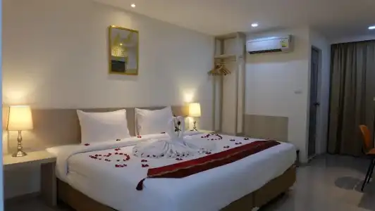 Baron Residence Bangkok - 49