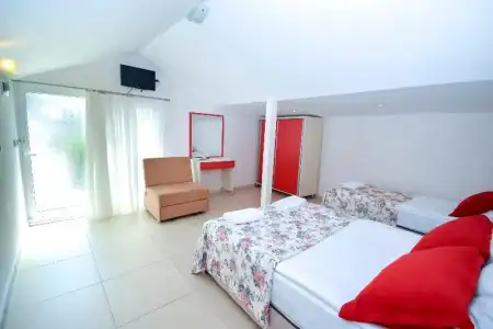 Side Altinkum Bungalow - 63