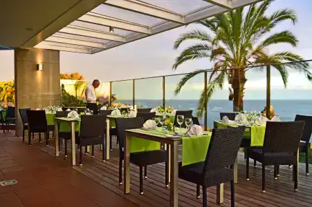 Pestana Promenade Ocean Resort - 22