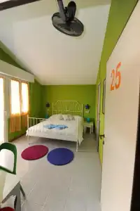 Sunflower Beach Backpacker Hostel - 65
