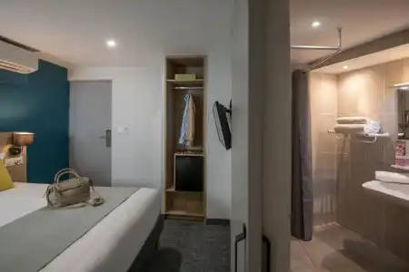 Hôtel Bristol - 94