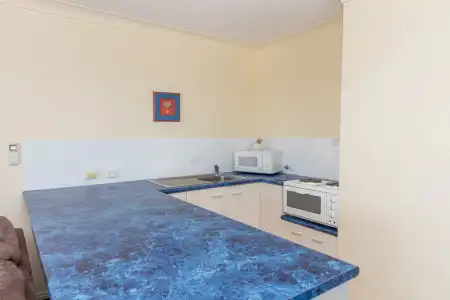 Belaire Place Motel Apartments - 21