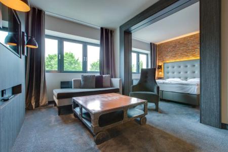 Park Inn by Radisson Luebeck - 20