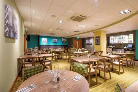 Premier Inn London City - Tower Hill - 19