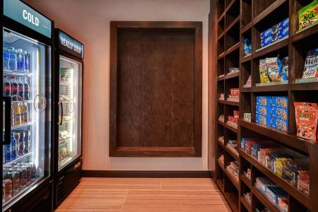 Hampton Inn by Hilton Tucson Downtown - 11