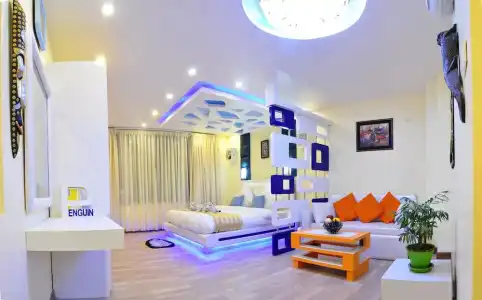 Royal Penguin Boutique & Spa - 112