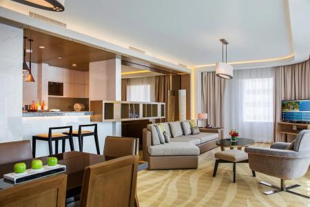 Towers Rotana - 95
