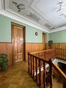 Top Floor Guest House - 10