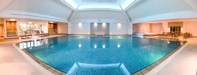 Aztec & Spa - 11