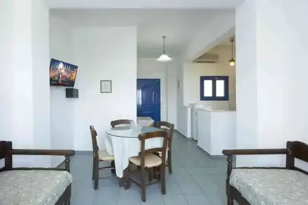 Dionysos Apartments and Studios - 14