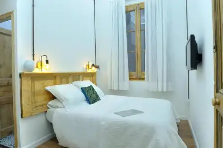 Hostal Girona - 49