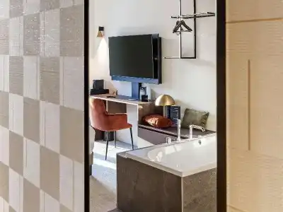 Mercure Namur - 86