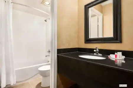 Quality Inn & Suites - 30