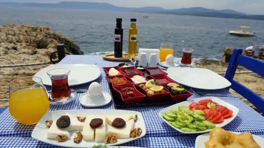 Maya Bistro Beach - 11