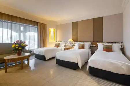 Indra Regent - 41