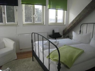 To`n Schlagboom - 60