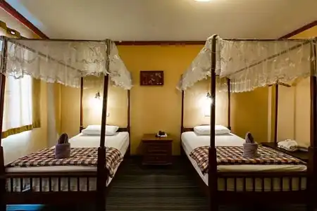 SK Boutique Maha Nakhon - 77