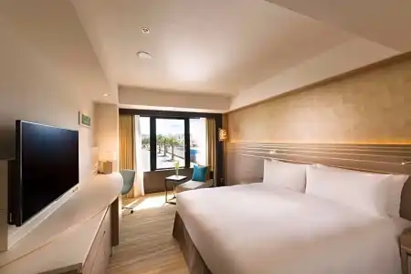 DoubleTree by Hilton Okinawa Chatan Resort - 41