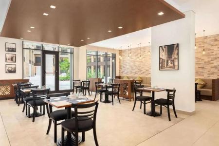 Ibis Styles Dubai Gold District - 33