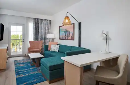 DoubleTree Suites by Hilton Naples - 167