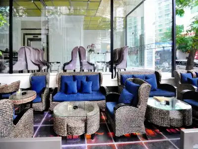 Me Saigon Boutique - 18